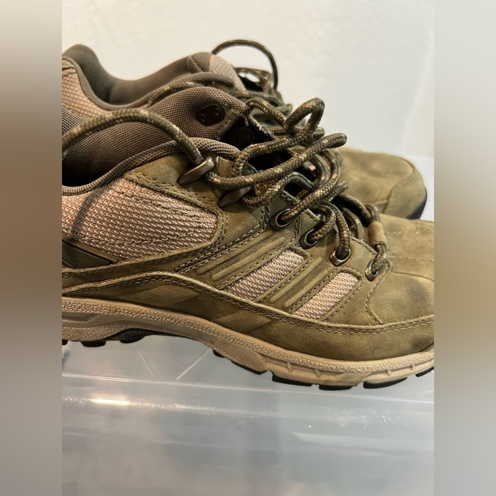 New Balance Green Athletic Shoes with Rugged Design hiking boots - Picture 7 of 13